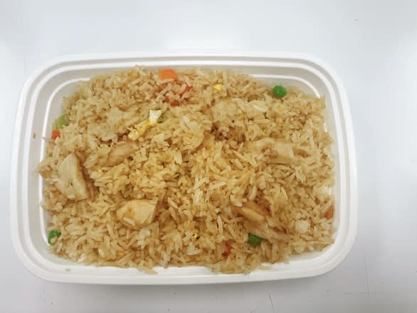 Chicken Fried Rice  +Spring Roll(2pcs)/ 鸡肉炒饭+春卷（2个）